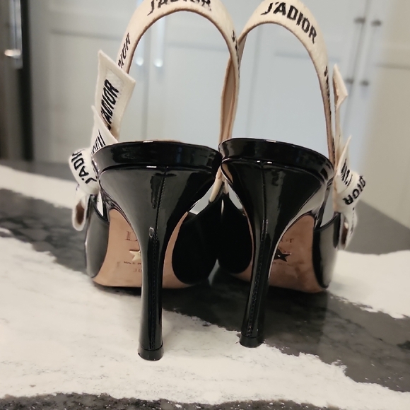 Dior Black Patent Slingback Pumps with White J'Adior Straps - Picture 4 of 5
